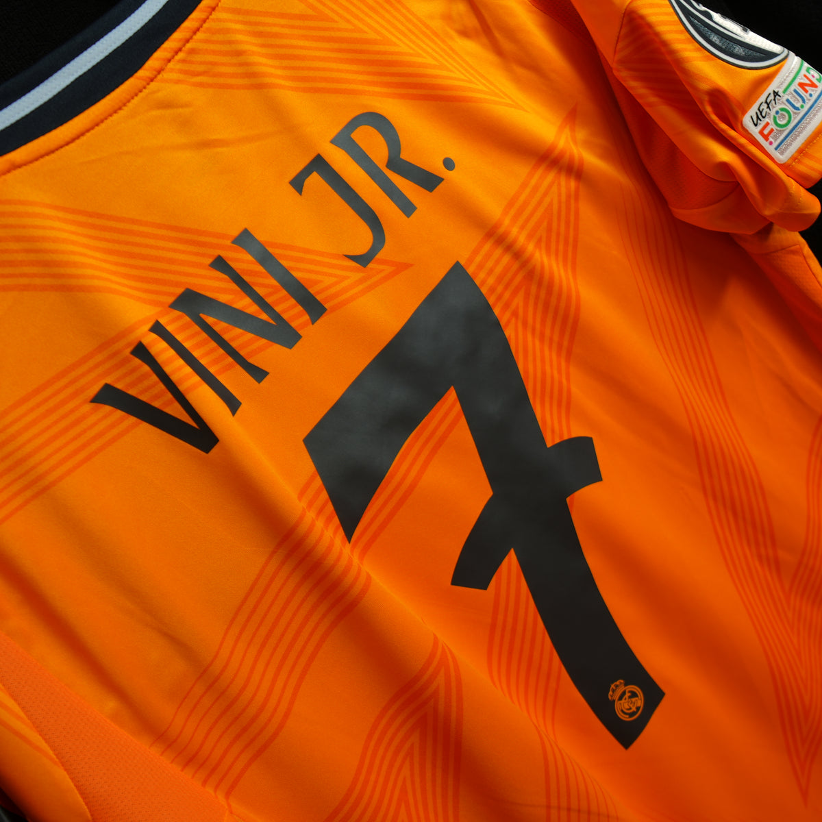 Real Madrid 2024-2025 #7 Vini Jr L Away Football Shirt BNWT