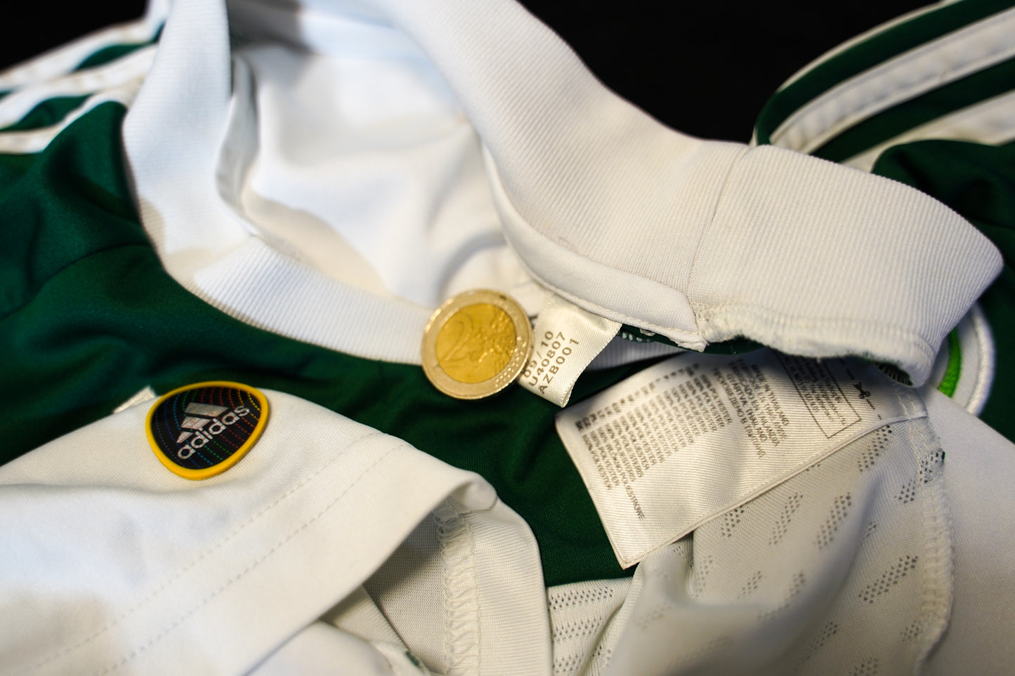 2010 2011 Vfl Wolfsburg #18 Mandzukic home L men Adidas Football Shirt U40807