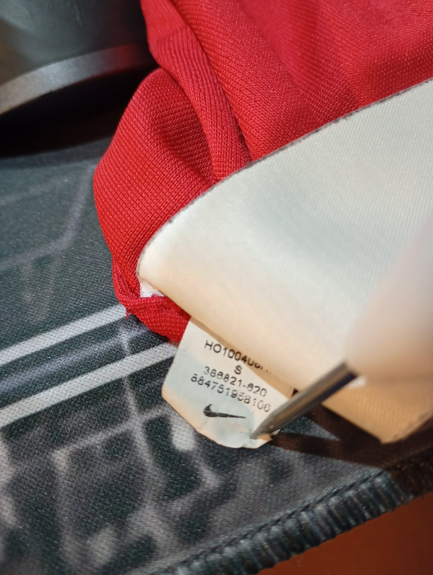 Arsenal 2010 2011 #4 Fabregas Home Football Shirt S Nike 386821-620