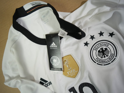 Germany 2016-17 #10 Ozil XL Home Football Shirt BNWT