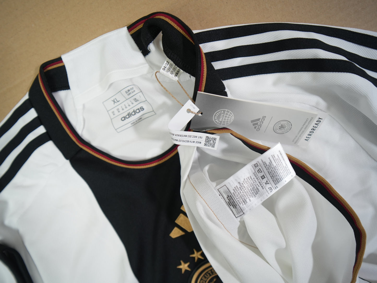 Germany 2022-2023 #8 Kroos XL Home Football Shirt BNWT