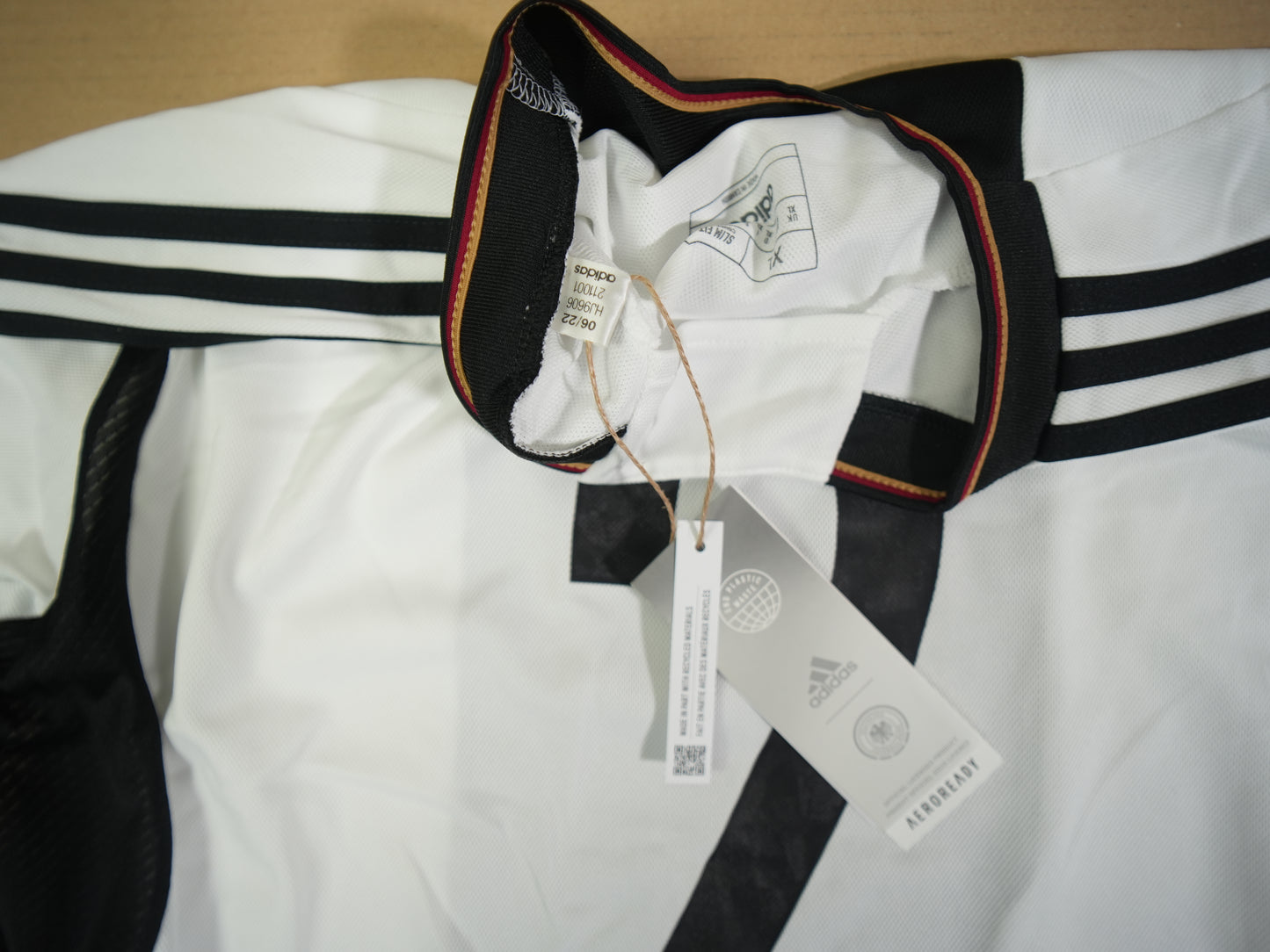 Germany 2022-2023 #2 Rudiger XL Home Football Shirt BNWT