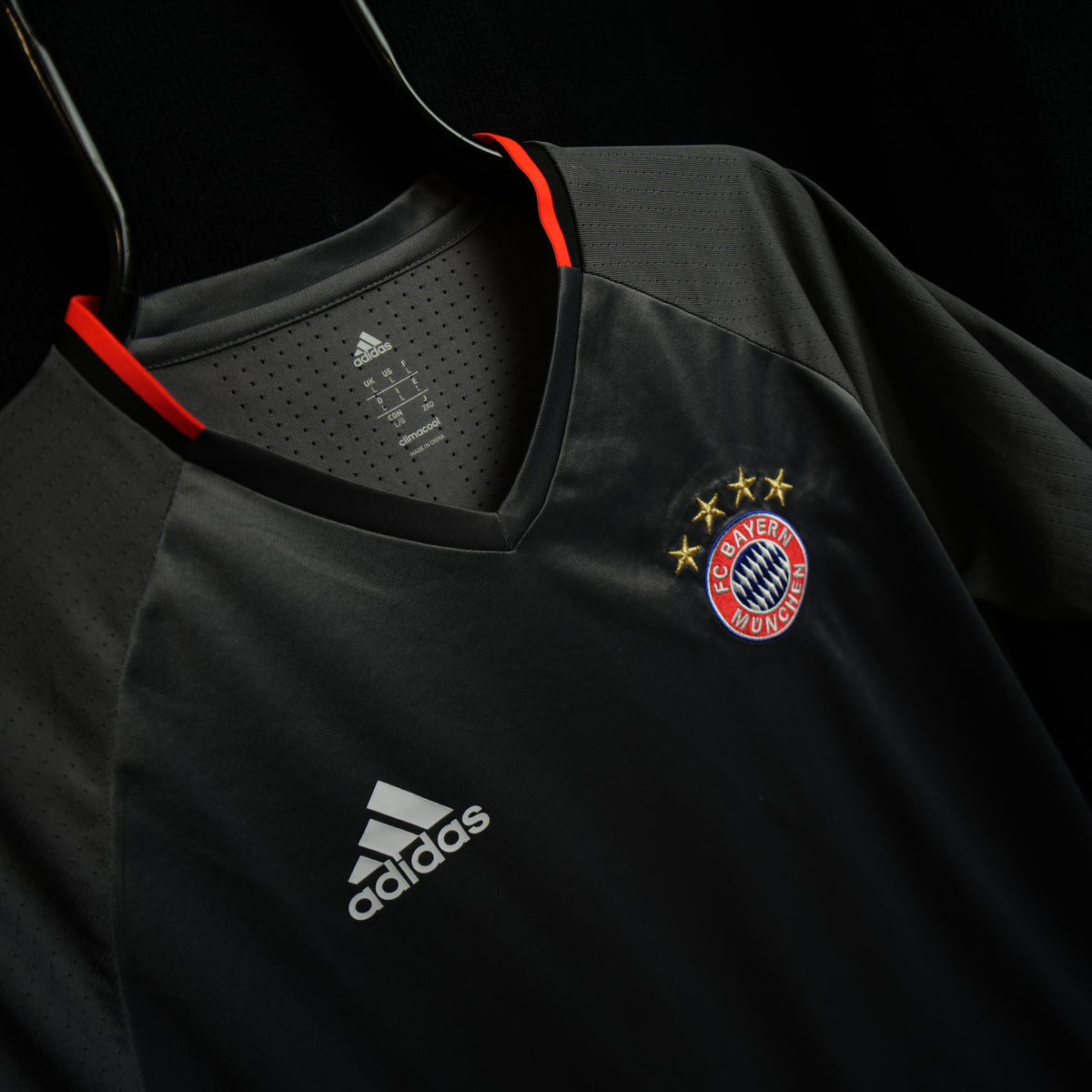 Bayern Munich  L Training Football Shirt