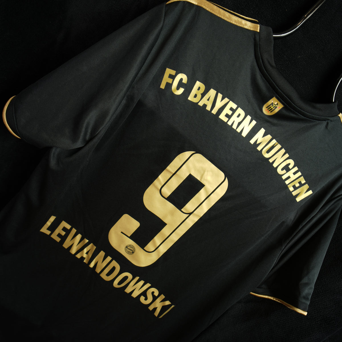 Bayern Munich 2021-2022 #9 Lewandowski XL Away Football Shirt