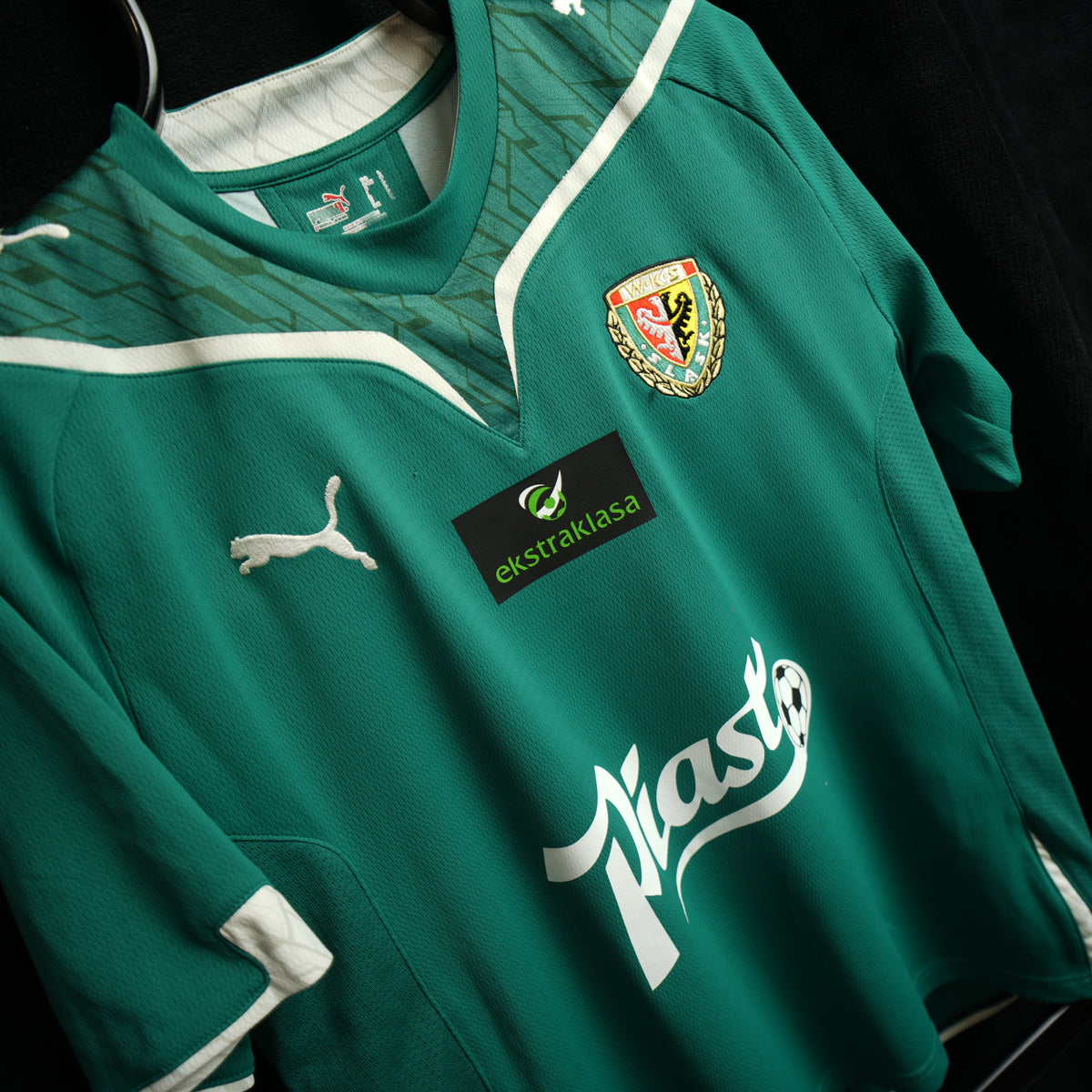 Śląsk Wrocław 2010-2011 #11 Mila L Home Football Shirt