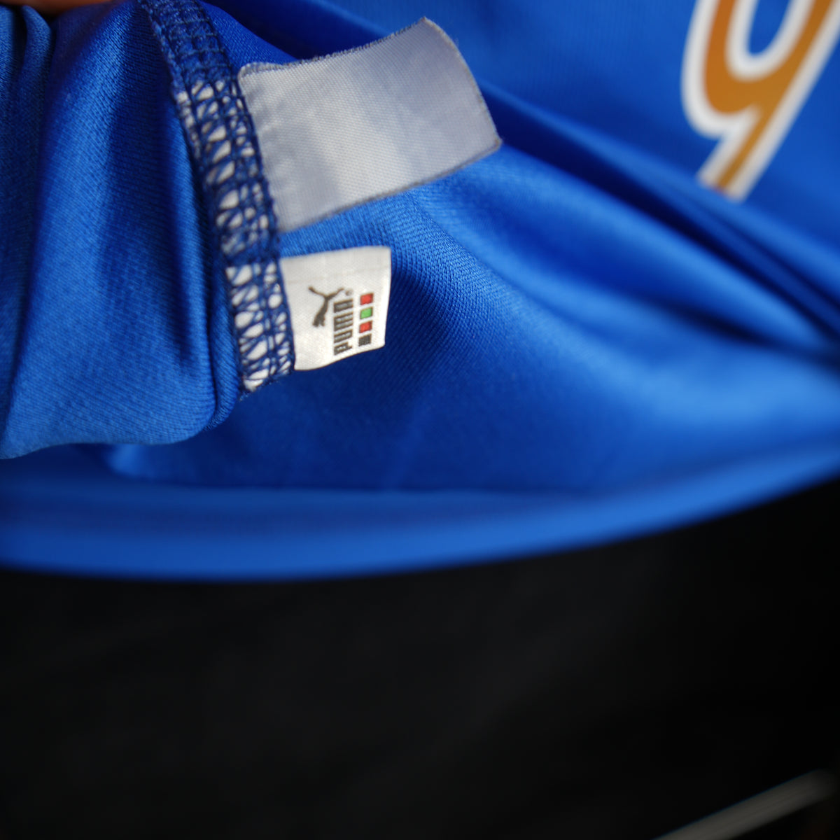 Italy 2003-20024 #9 Vieri M Home Football Shirt
