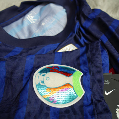France 2020-2022 #10 Mbappe M Home Football Shirt BNWT