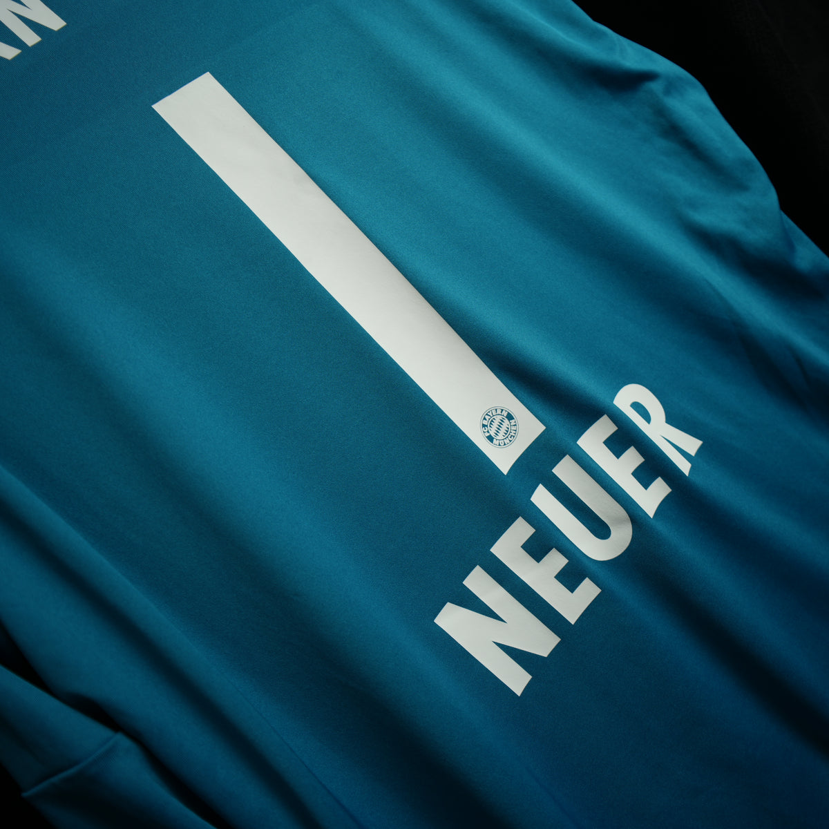Bayern Munich 2013-2014 #1 Neuer XXL Goalkeeper Football Shirt