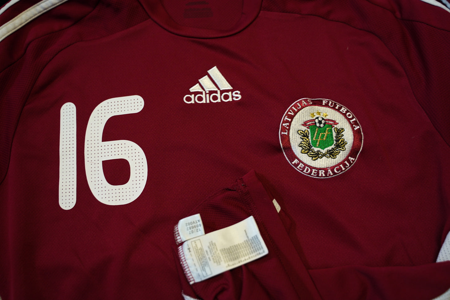 2008 - 2010 Latvia #16 Rudnevs Home Football Shirt M men 609682