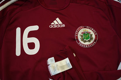 2008 - 2010 Latvia #16 Rudnevs Home Football Shirt M men 609682