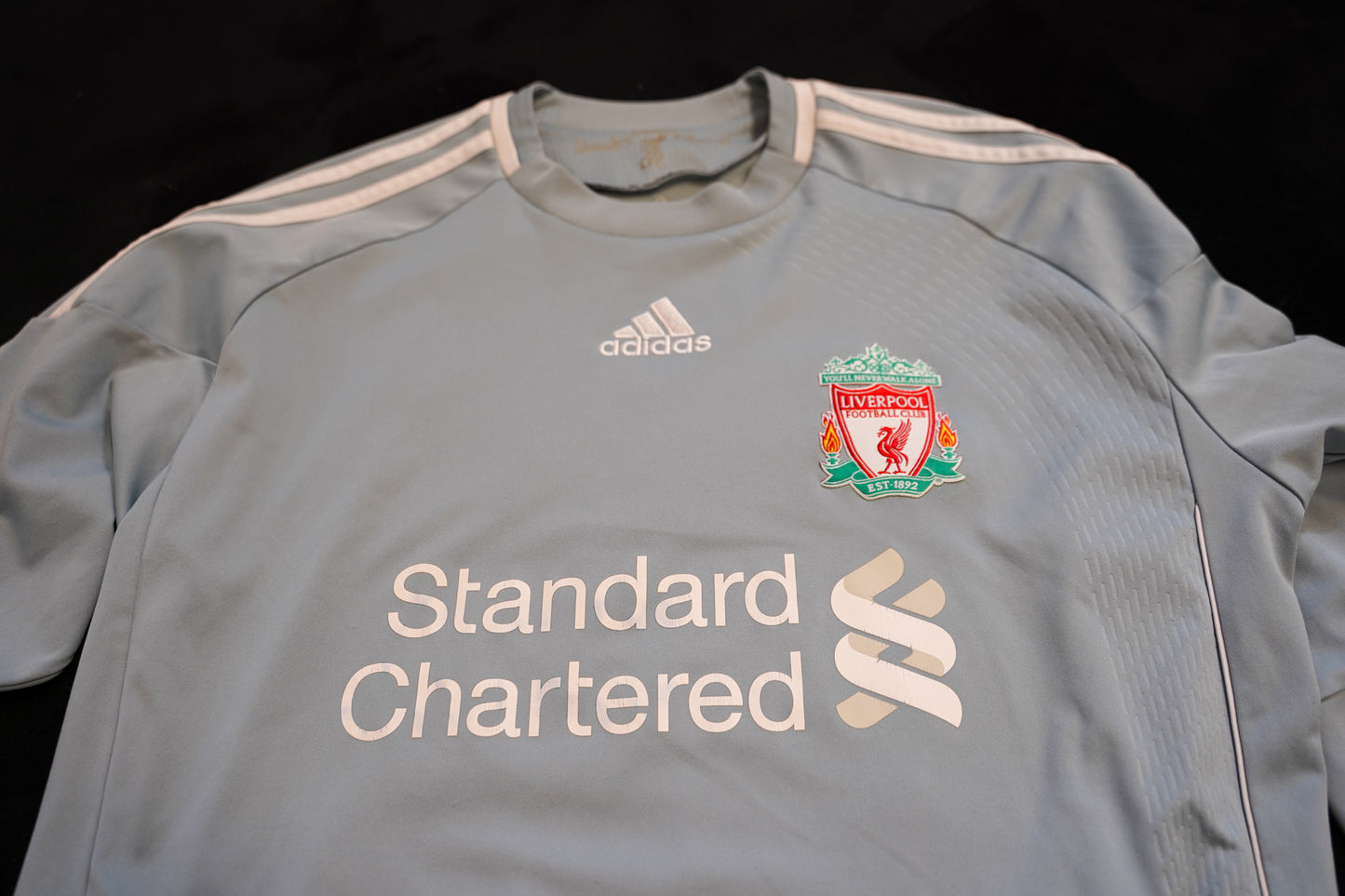 2010 2011 Liverpool #25 Reina Goalkeeper Long Sleeve adidas L P96663