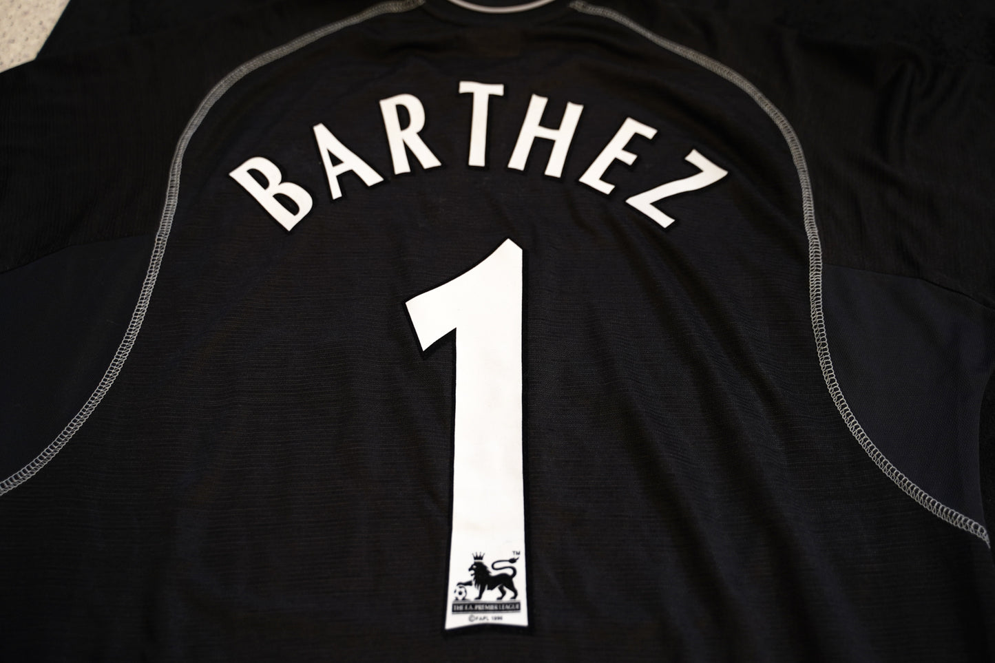 Manchester United 2000 2002 Målmand #1 Barthez Umbro Fodboldtrøje L