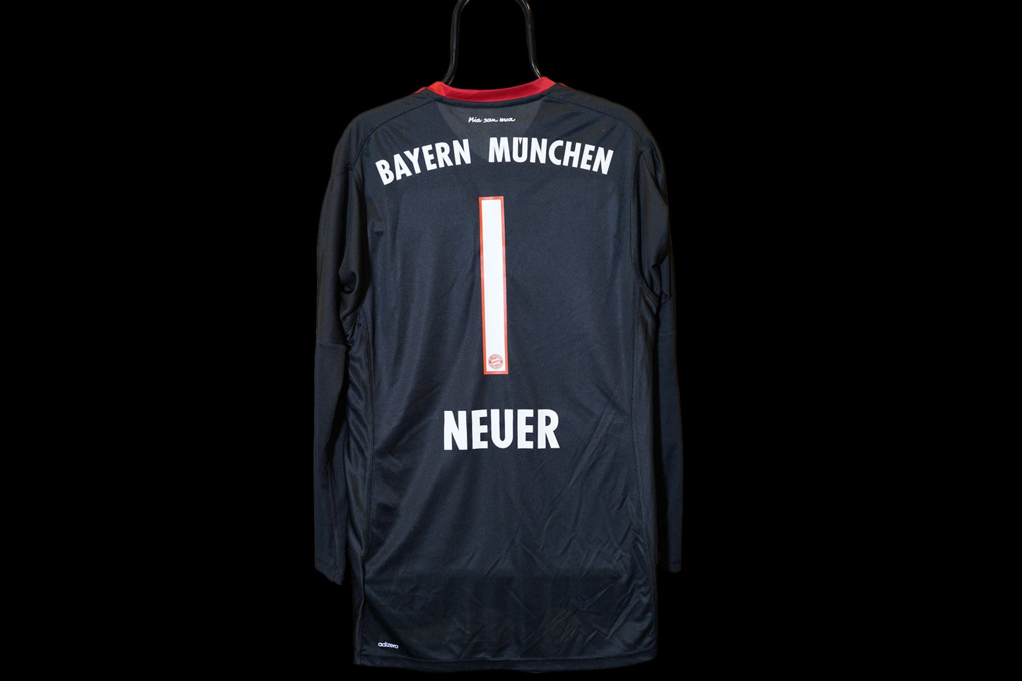 2017 2018 Bayern Munich #1 Neuer Goalkeeper L men AZ7947