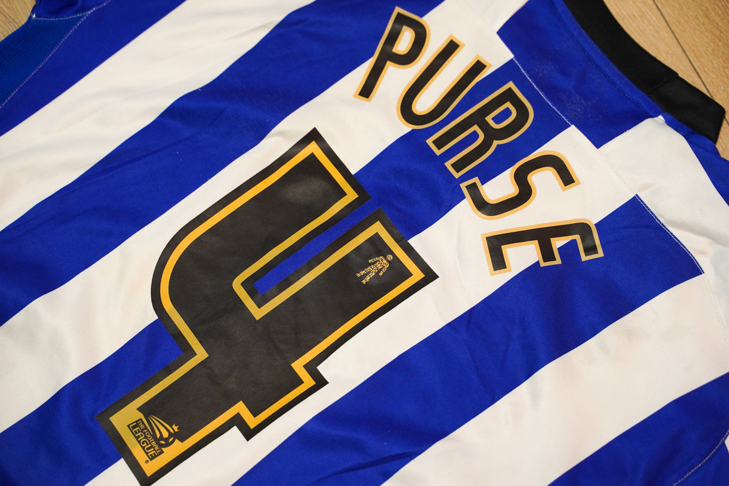 2009-2010 Sheffield Wednesday #4 Purse Puma Football Shirt Home M