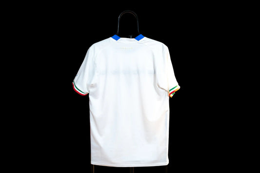 Italy 2021-22 Away BNWT Away Shirt Original Football Jersey Puma M 765650-02