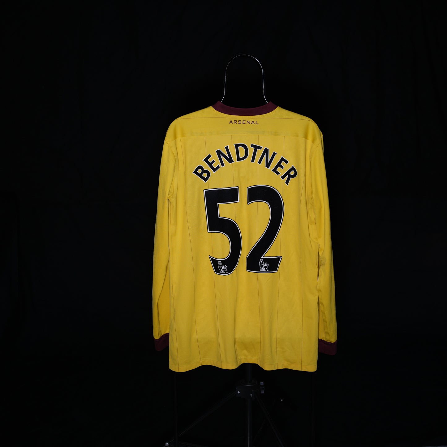 Arsenal London 2010 - 2011 #52 Bendtner - Player Issue - Away - Long Sleeve - XL