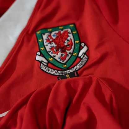 Wales 2006 2007 Home Kappa #11 Giggs Football Shirt S men