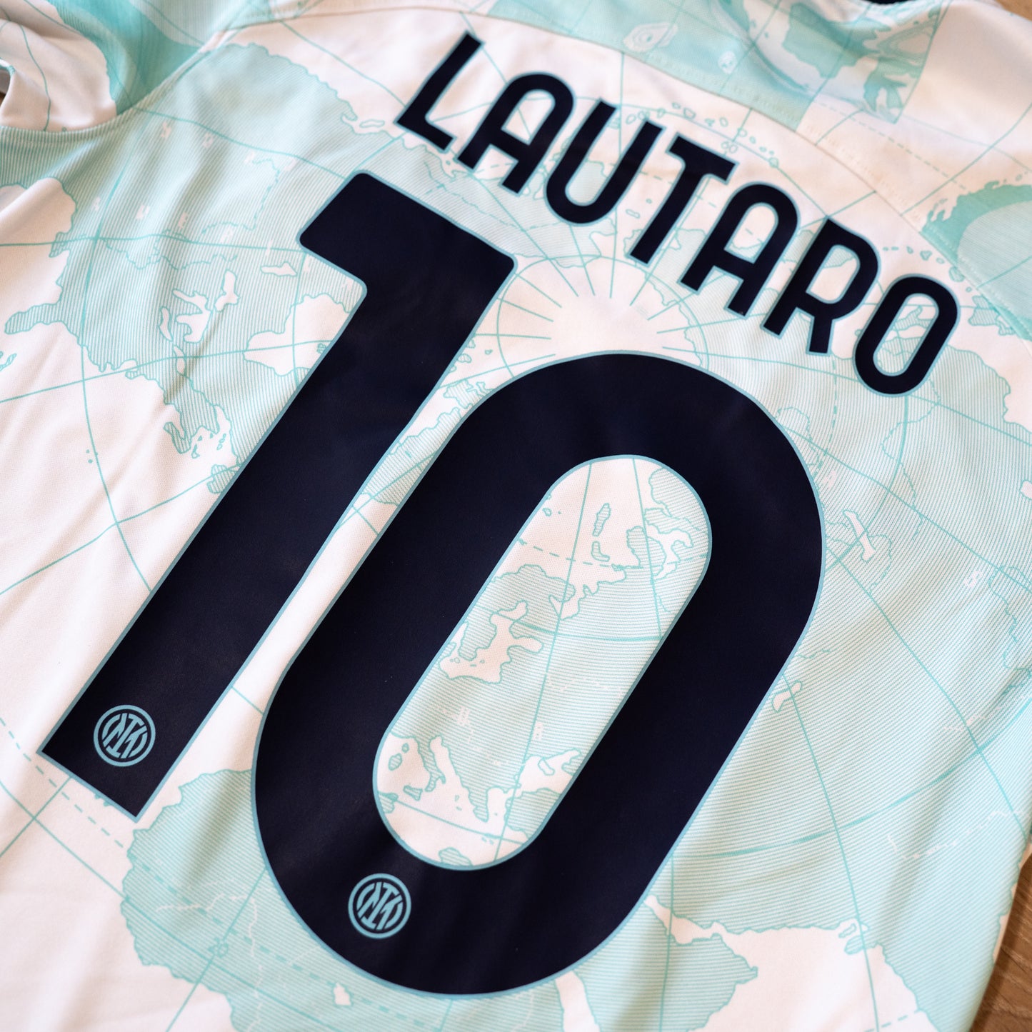 2022-2023 Internazionale Inter Milan #10 Lautaro Football Shirt S Nike DJ7680-101