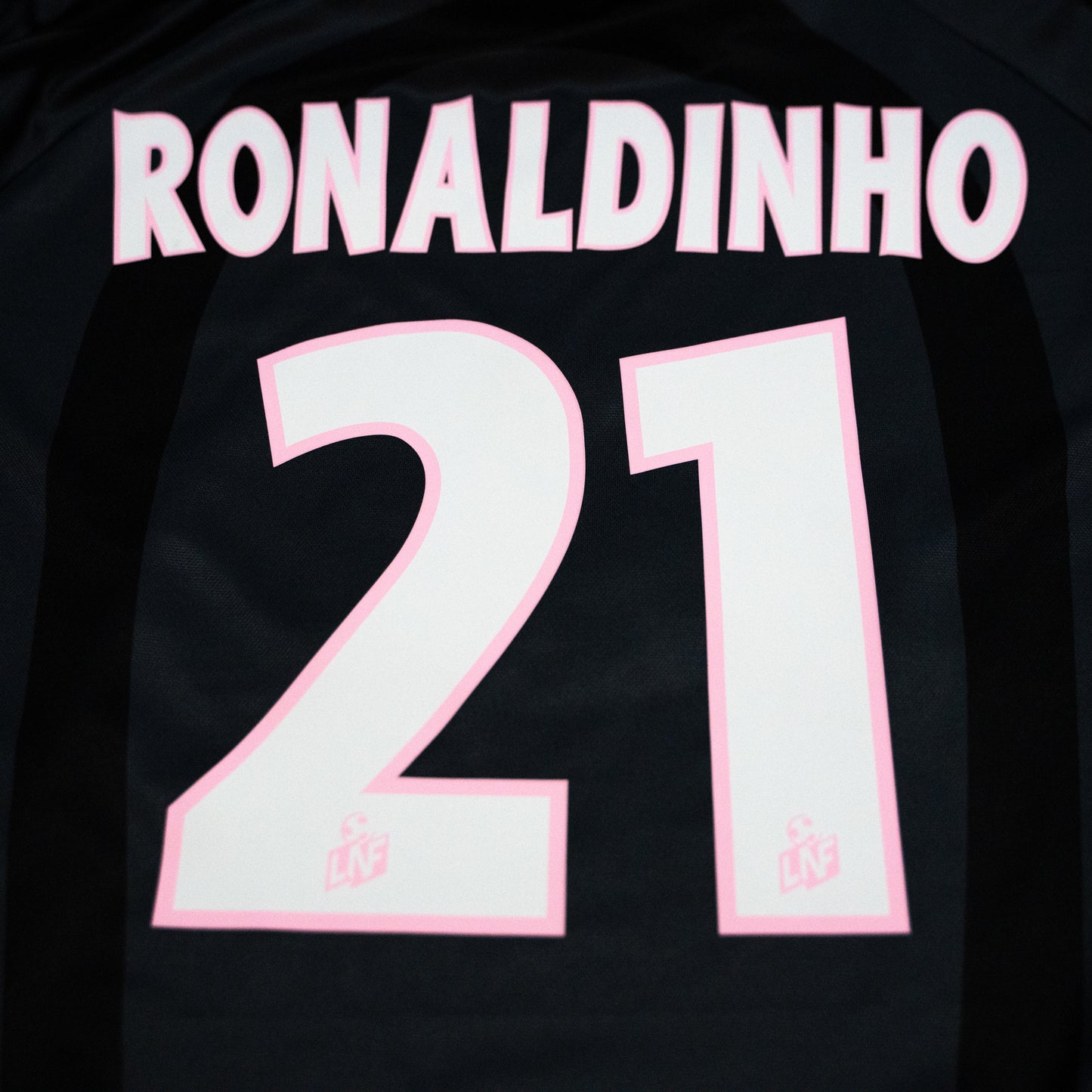 PSG 2001-02 Third Ronaldinho #21 Shirt – Football Jersey XL men