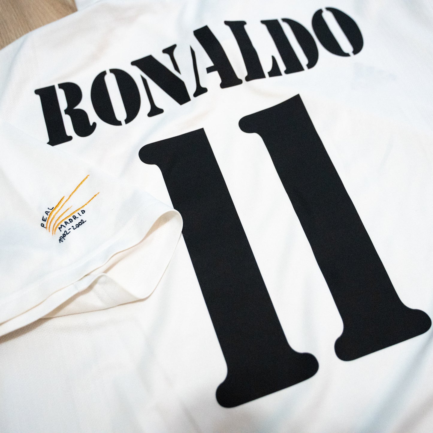 Real Madrid 2001-02 Home Ronaldo #11 Shirt – Football Jersey 2XL men 156653