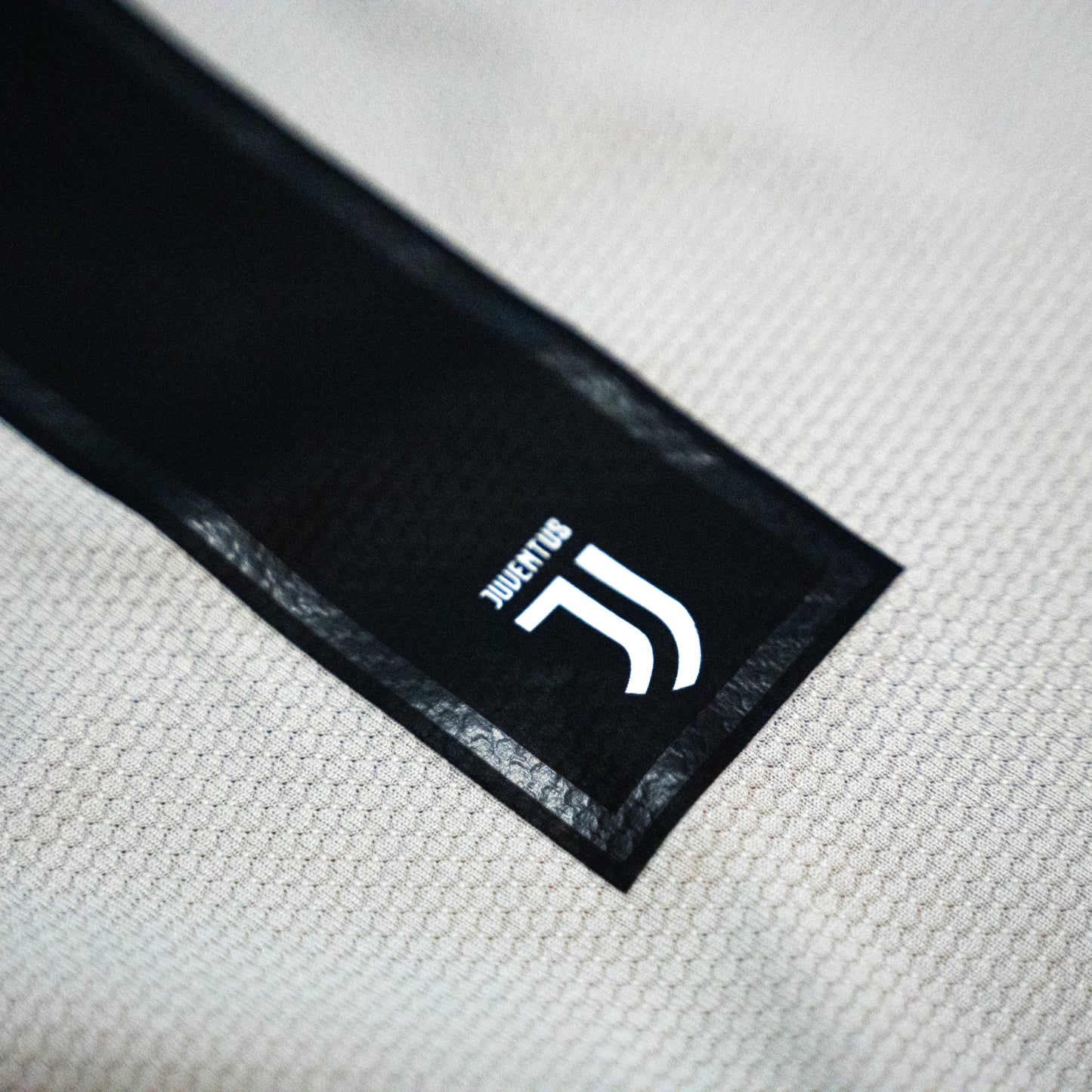 Juventus 2018-19 Away Shirt Ronaldo #7 – Football Jersey XL boys CF3506