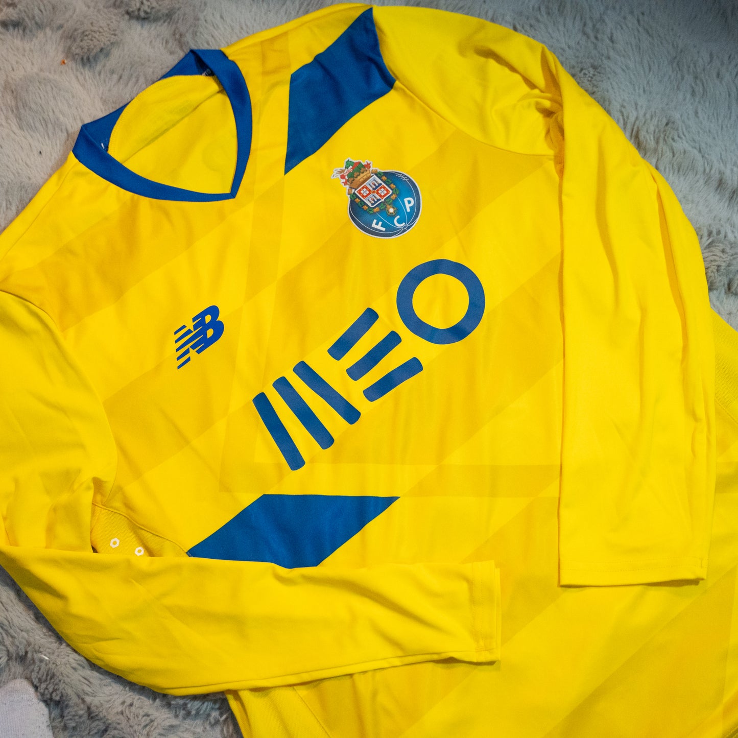 Porto 2016-17 Third Long Sleeve Yellow Football Shirt Original Jersey L New Balance