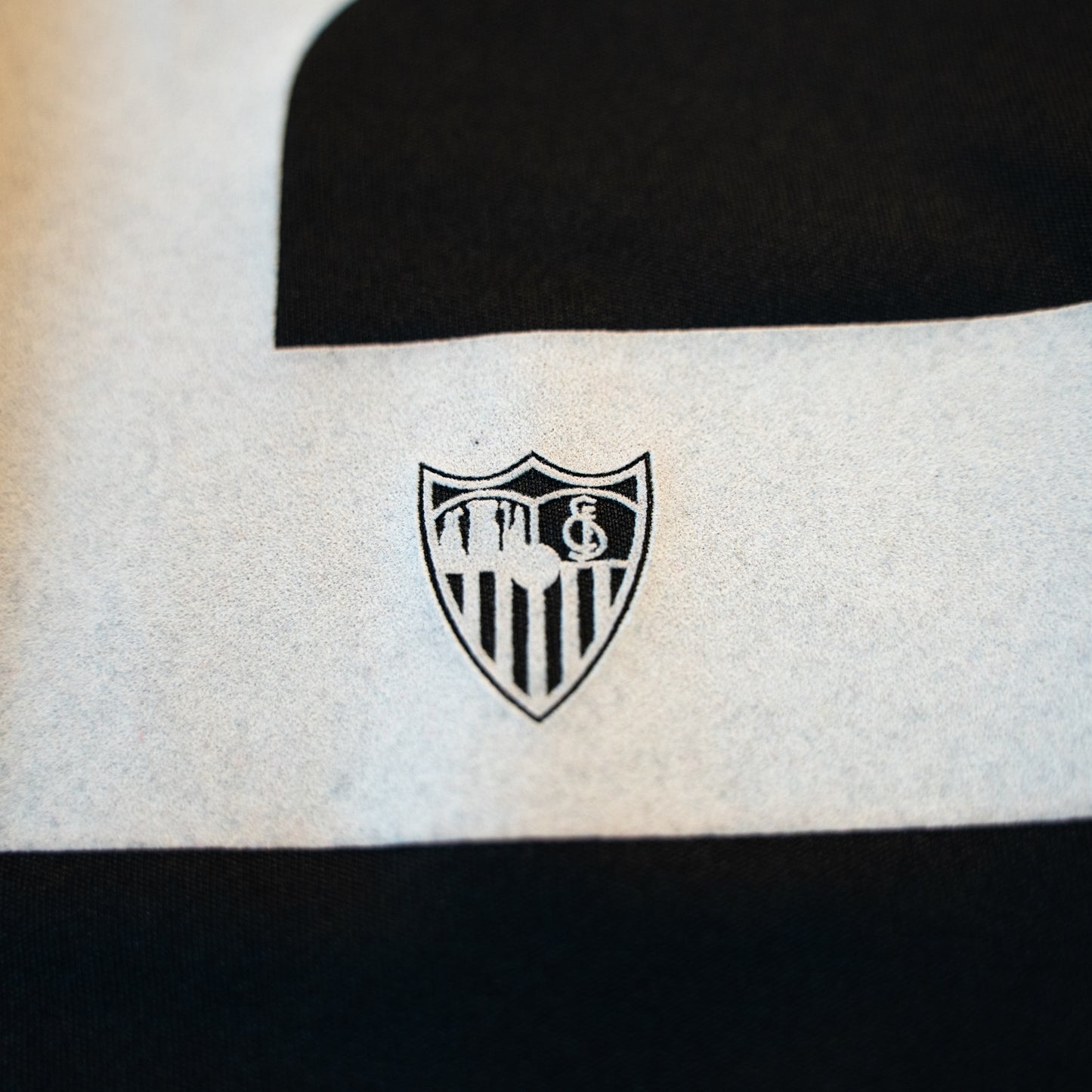 2015-2016 Sevilla 3rd Long Sleeve #24 Llorente Football Shirt L New Balance